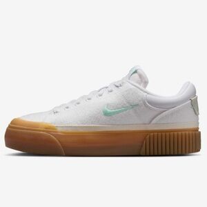 🆕Nike Court Legacy Lift sneakers